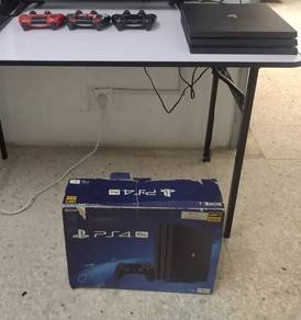 Ps4 pro 1TB 