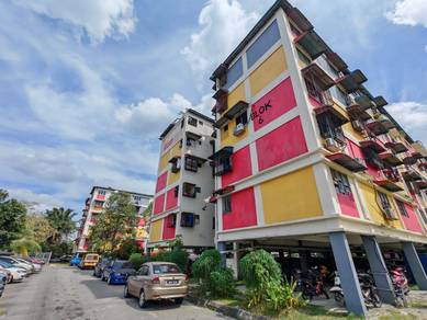 Flat For Rent in Taman Sri Lembayung
