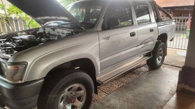 Toyota Hilux in Bandar Pusat Jengka, PHG
