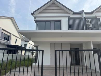 Semi-Detached House For Sale in Cyberjaya,SGR