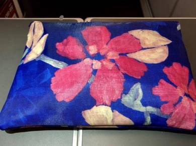 Qantas Business Class Designer Amenity Bag