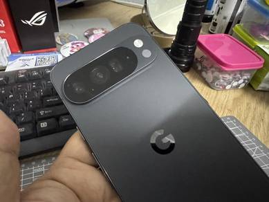 Google Pixel 10 Pro XL Hitam