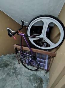 menjual basikal