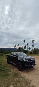 Isuzu D-Max AUTO PLUS in Cyberjaya, SGR