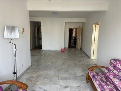 Apartment For Rent in Aman Puri Apartment