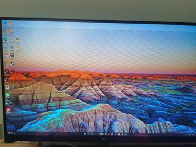Broken 27 inch LG monitor 4k
