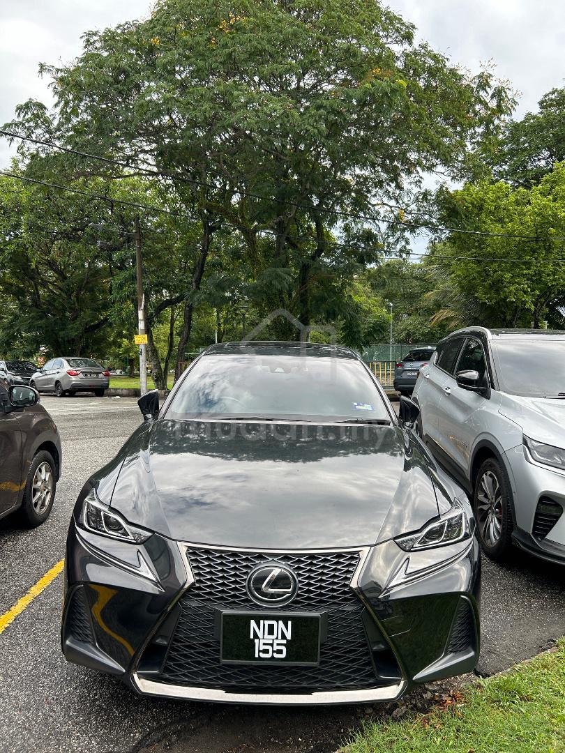2019 Lexus IS