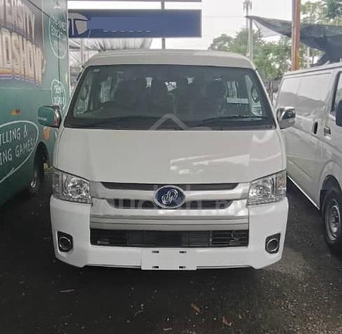 2026 CAM Placer X 12 - 18 Seater Window Van