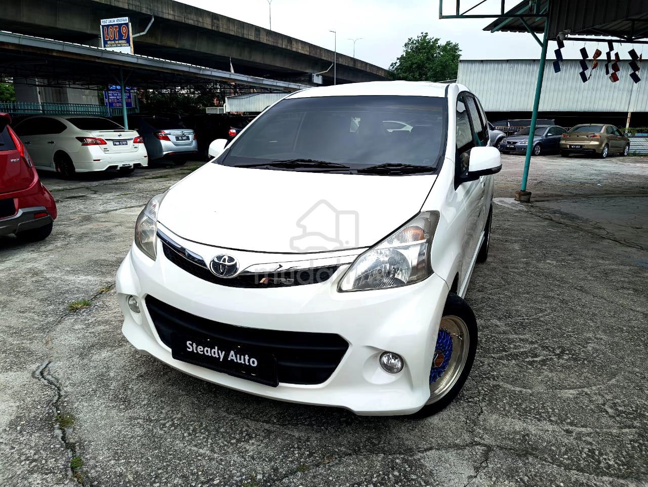 2013 Toyota Alphard
