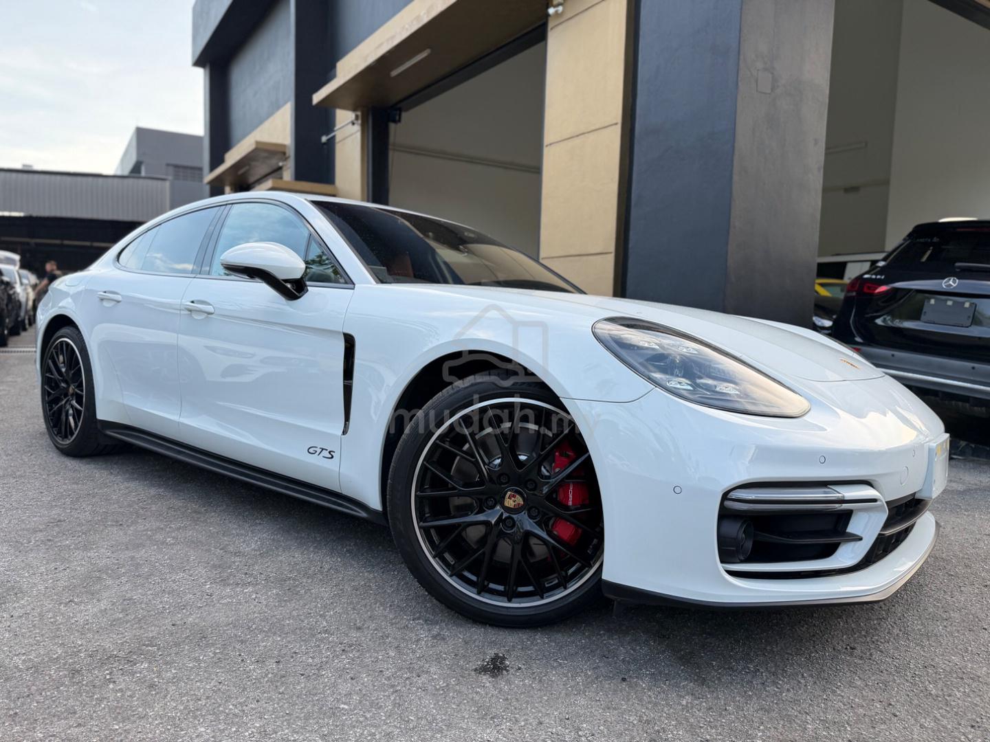 2021 Porsche Panamera