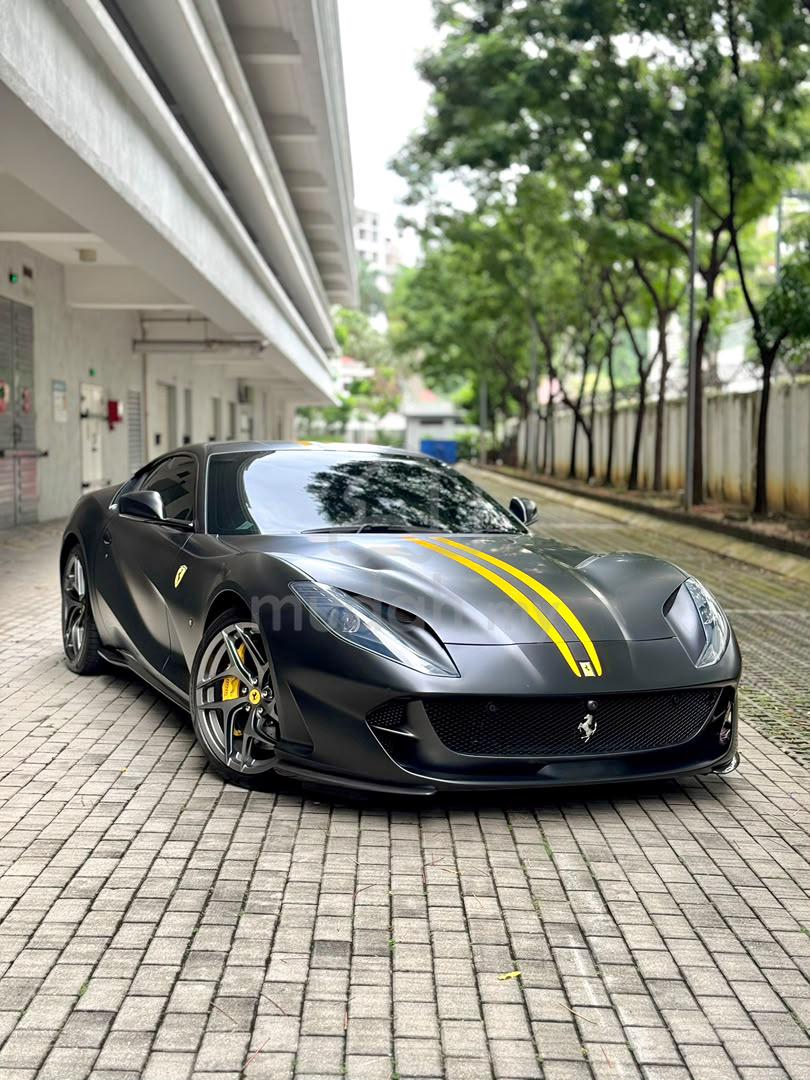 Ferrari 812 SUPERFAST 6.5 V12!!! (A)