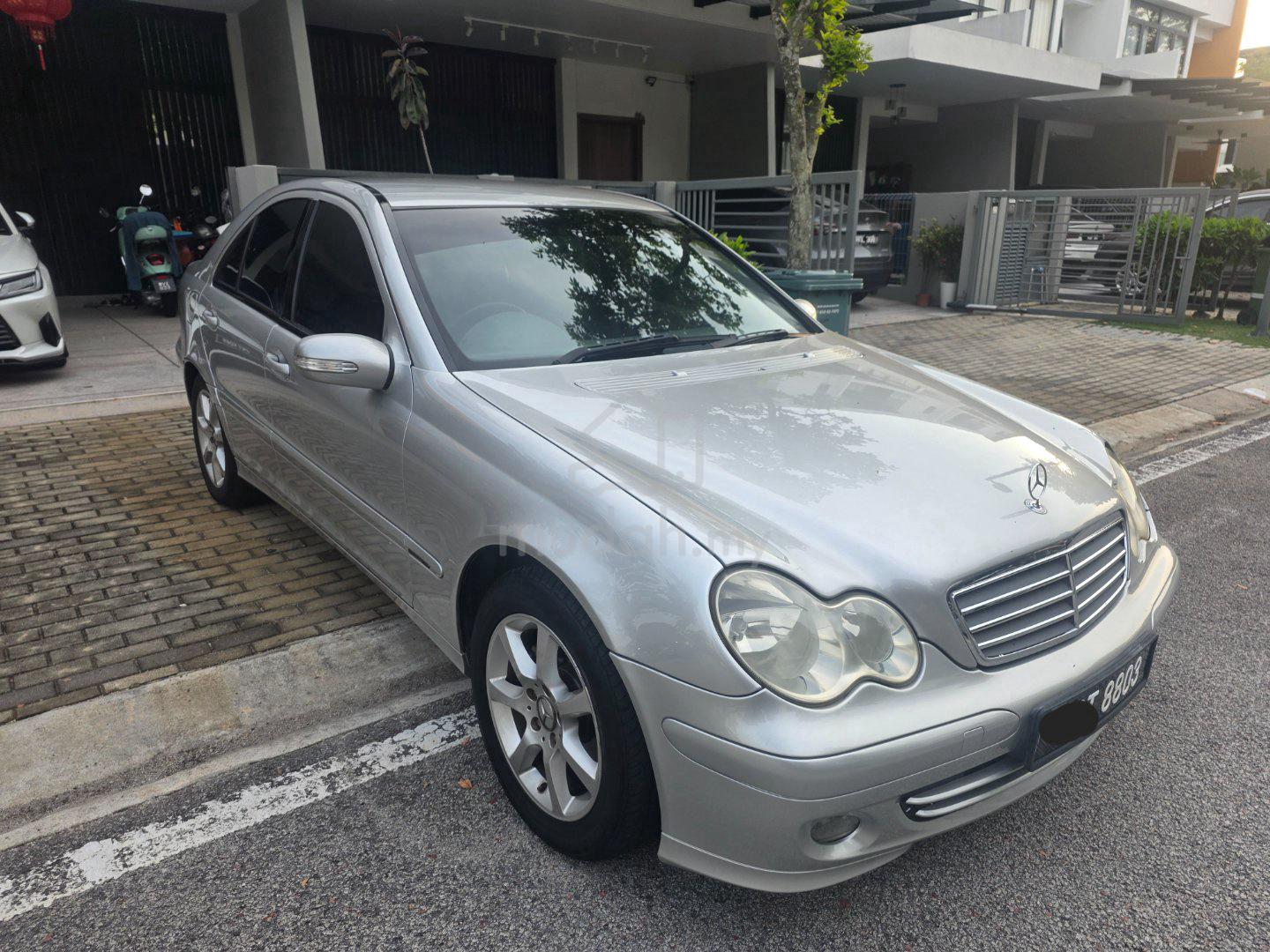 2004 Mercedes-Benz CLA