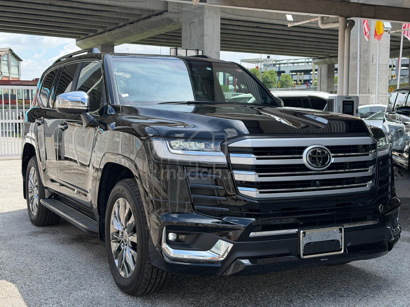 2023 Toyota Land Cruiser