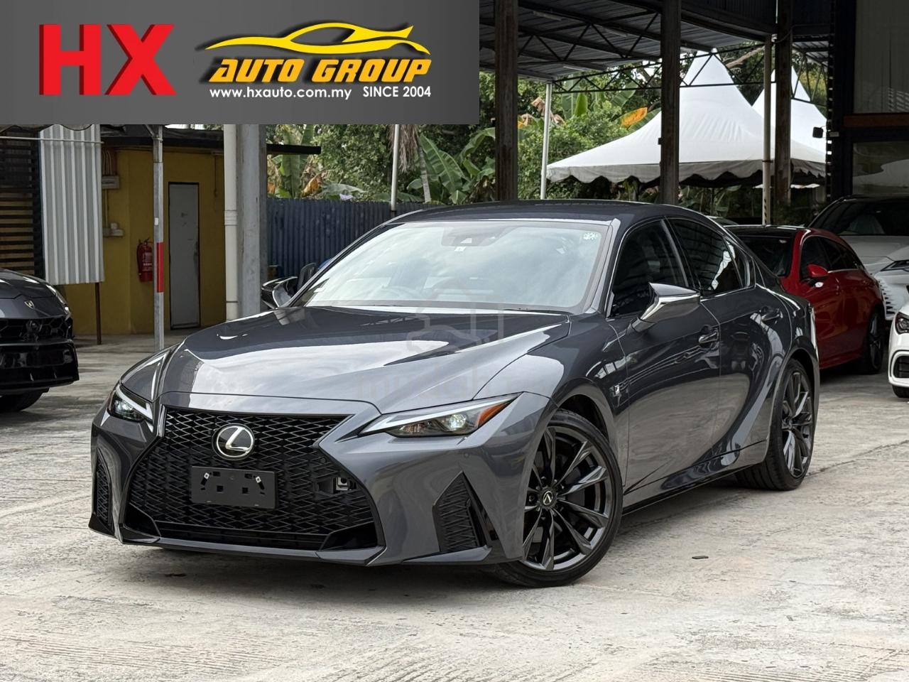 2023 Lexus IS