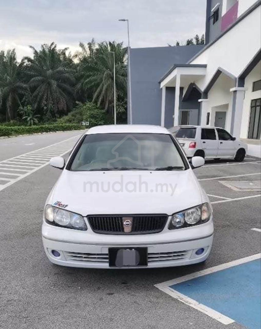 2004 Nissan Serena