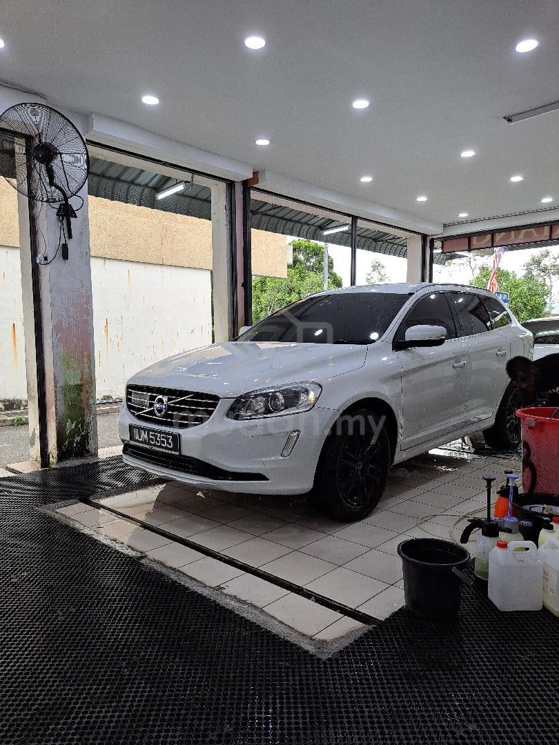 2015 Volvo XC60