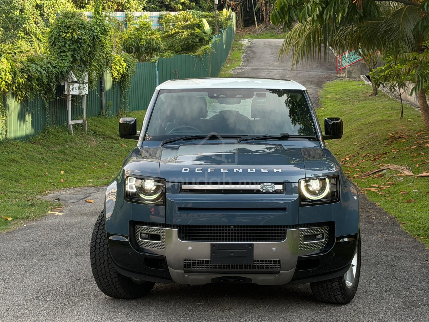 2023 Land Rover Defender