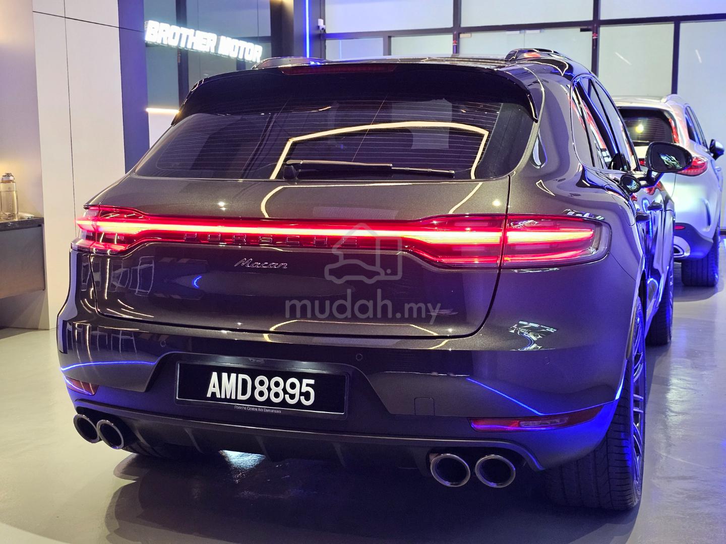 2021 Porsche Macan