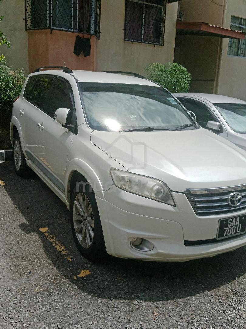 2008 Toyota Alphard