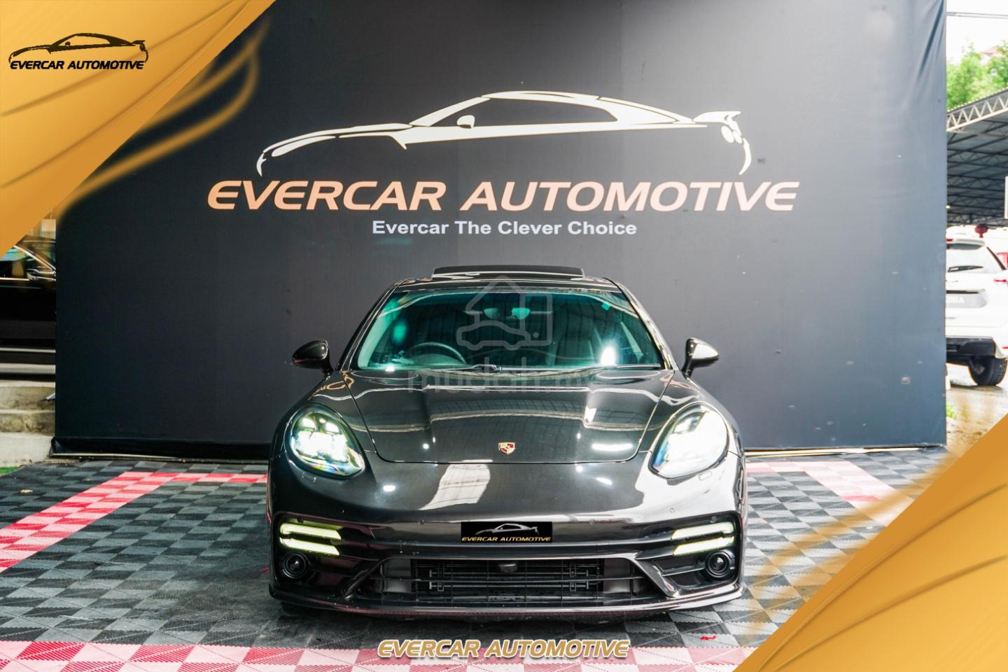 2011 Porsche Panamera