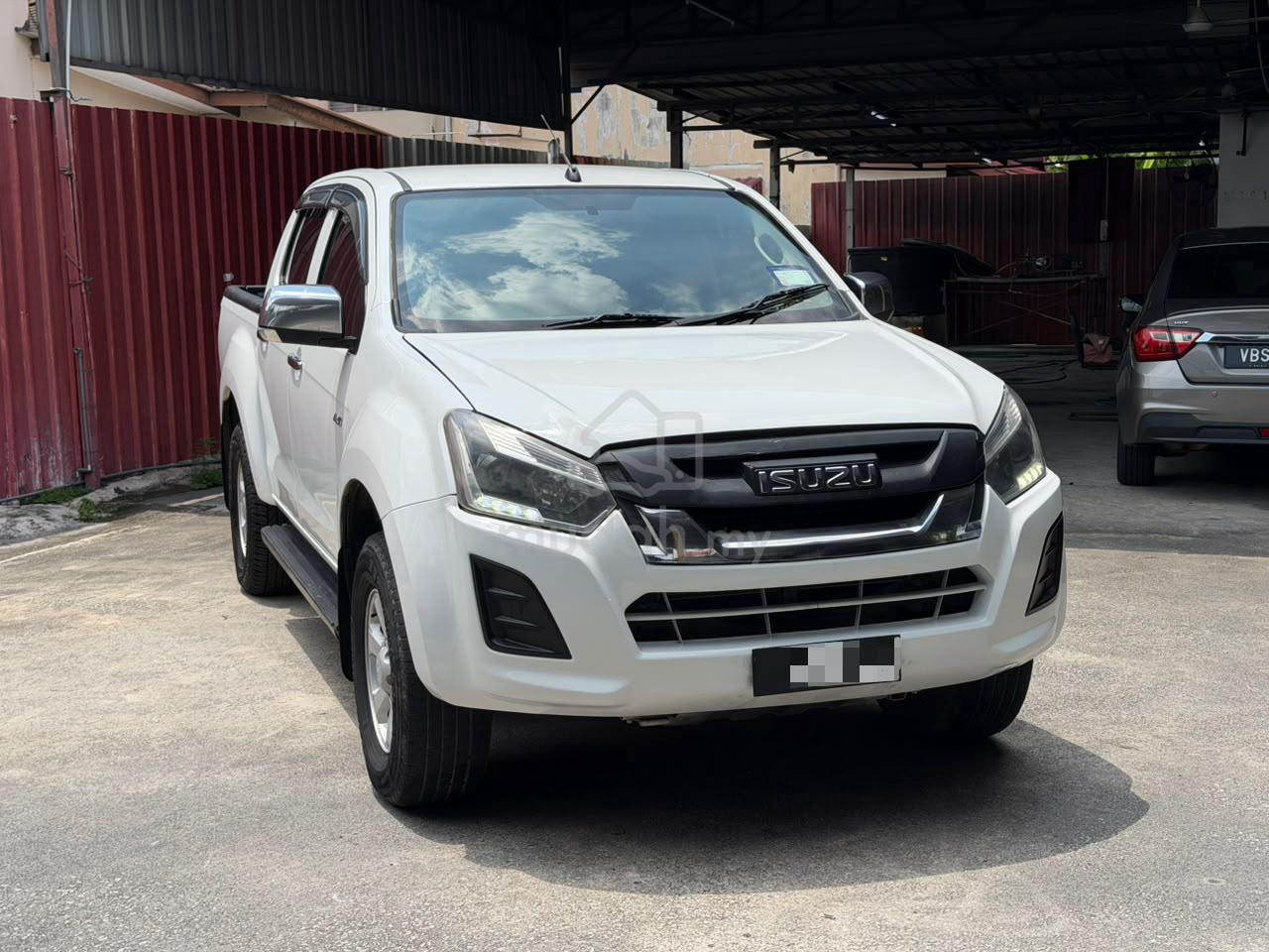 2017/2018 Isuzu D-MAX 2.5 4X2 (M) LOAN KEDAI IC SJ
