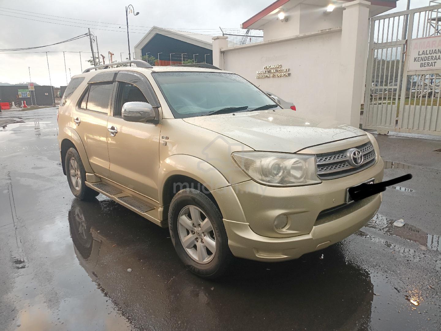 2009 Toyota Fortuner