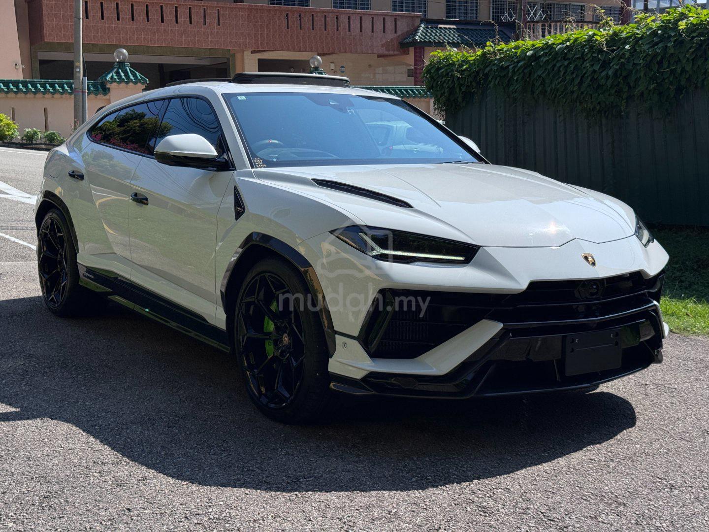 10K KM B&O SROOF Lamborghini URUS 4.0 PERFORMANTE