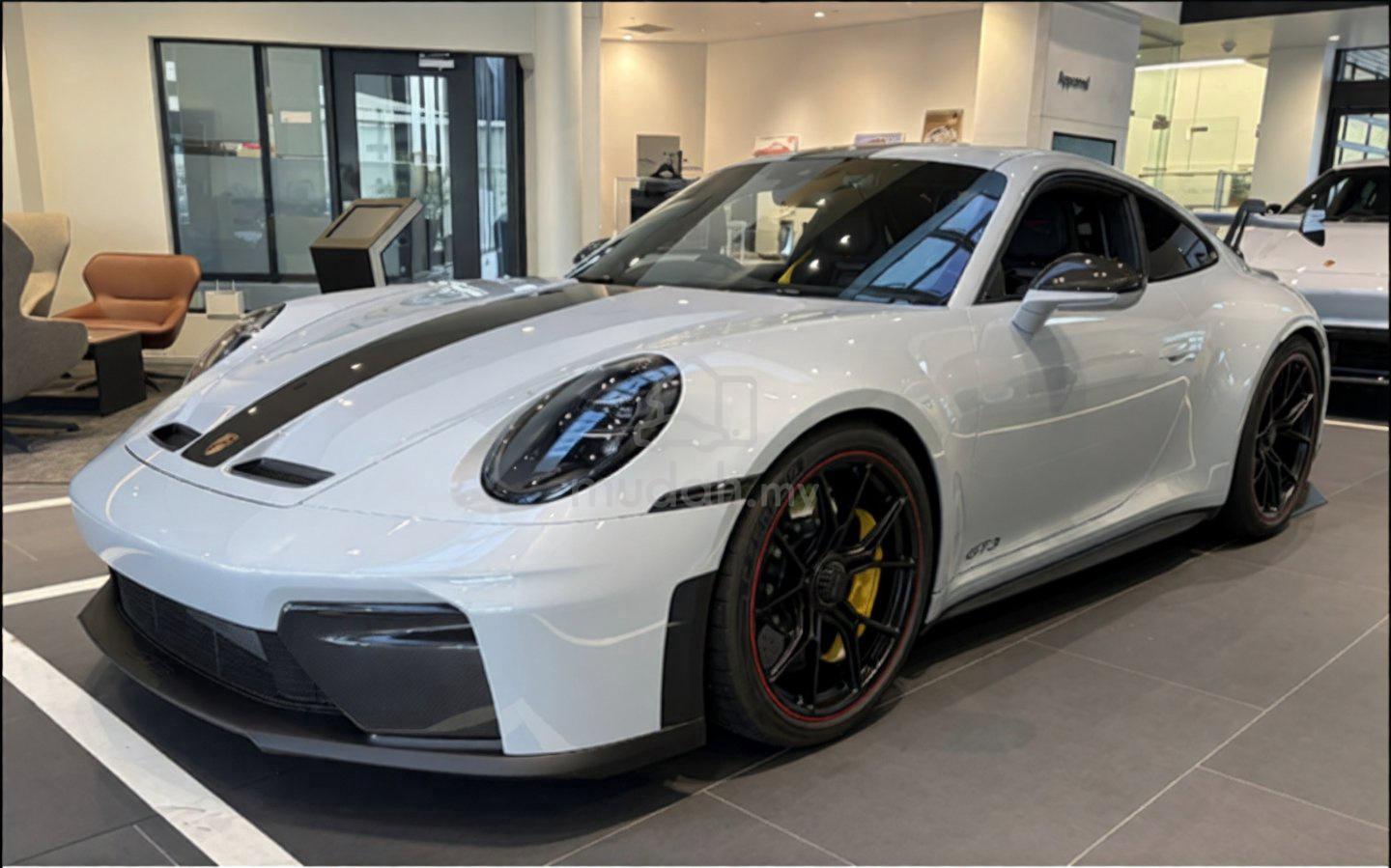 2025 Porsche 911