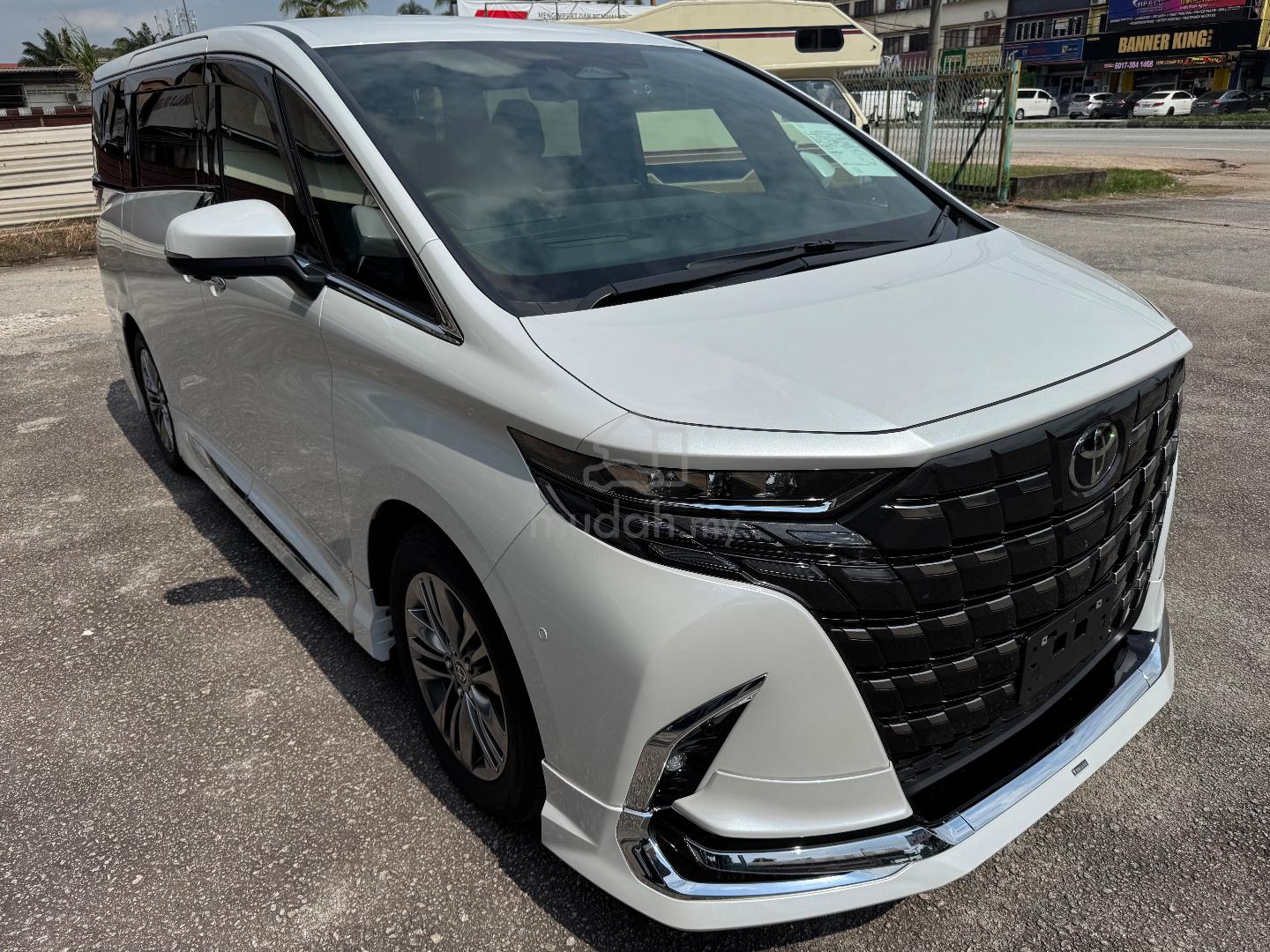 2023 Toyota Alphard