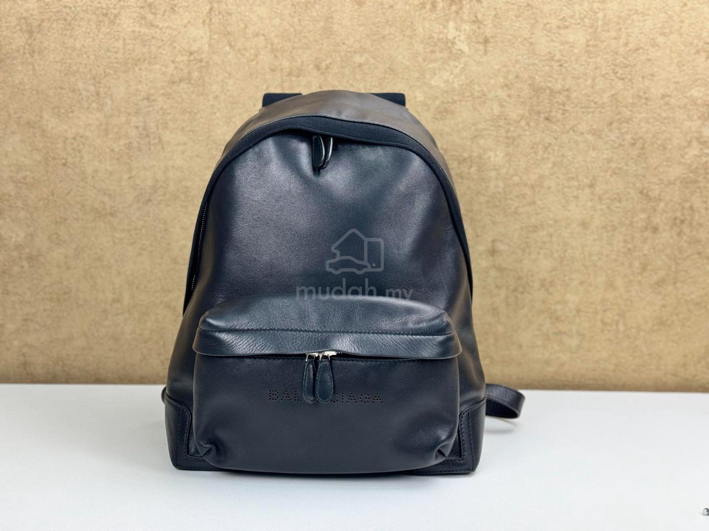 Balenciaga Navy Backpack Backpack 409010 BALENCIAGA Navy Backpack 409010 Dark Navy Leather Backpack  main image 2