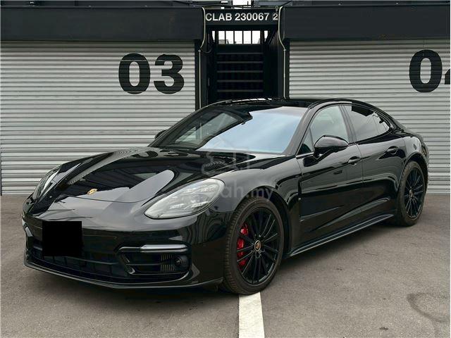 2021 Porsche Panamera