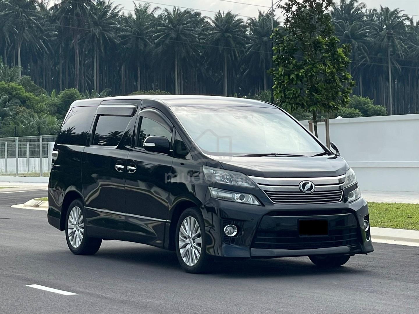 2014 Toyota Vellfire
