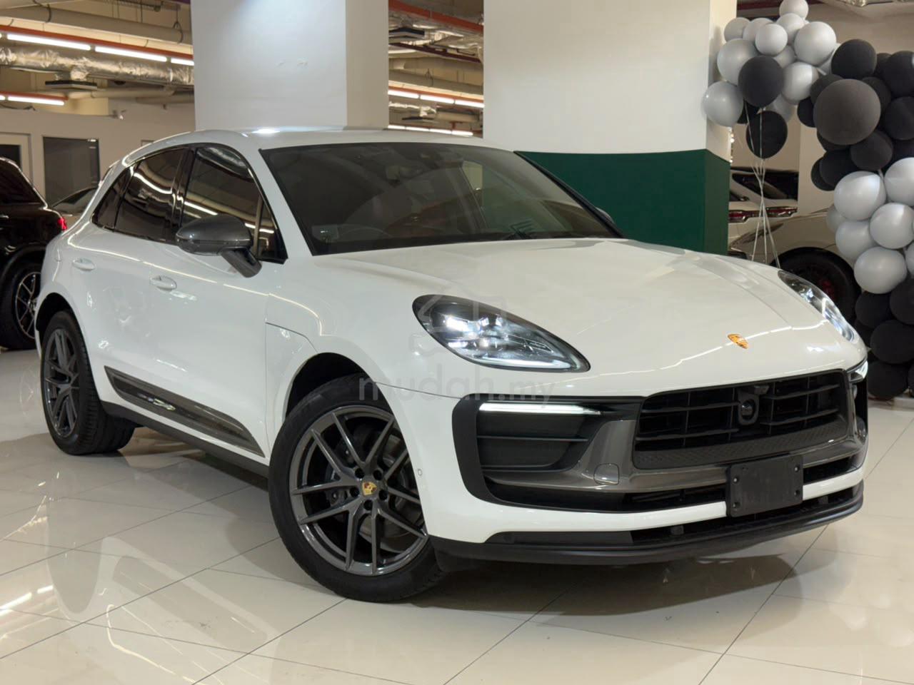 2023 Porsche Macan