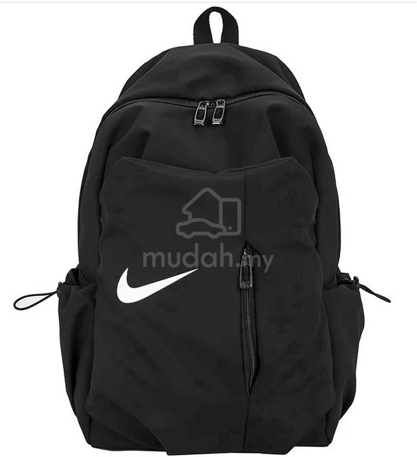 nike backpack malaysia 2015 Black Elemental Junior's Built for ballers who need to carry everything from the court to away games Black Nike Brasilia 9.5 Backpack