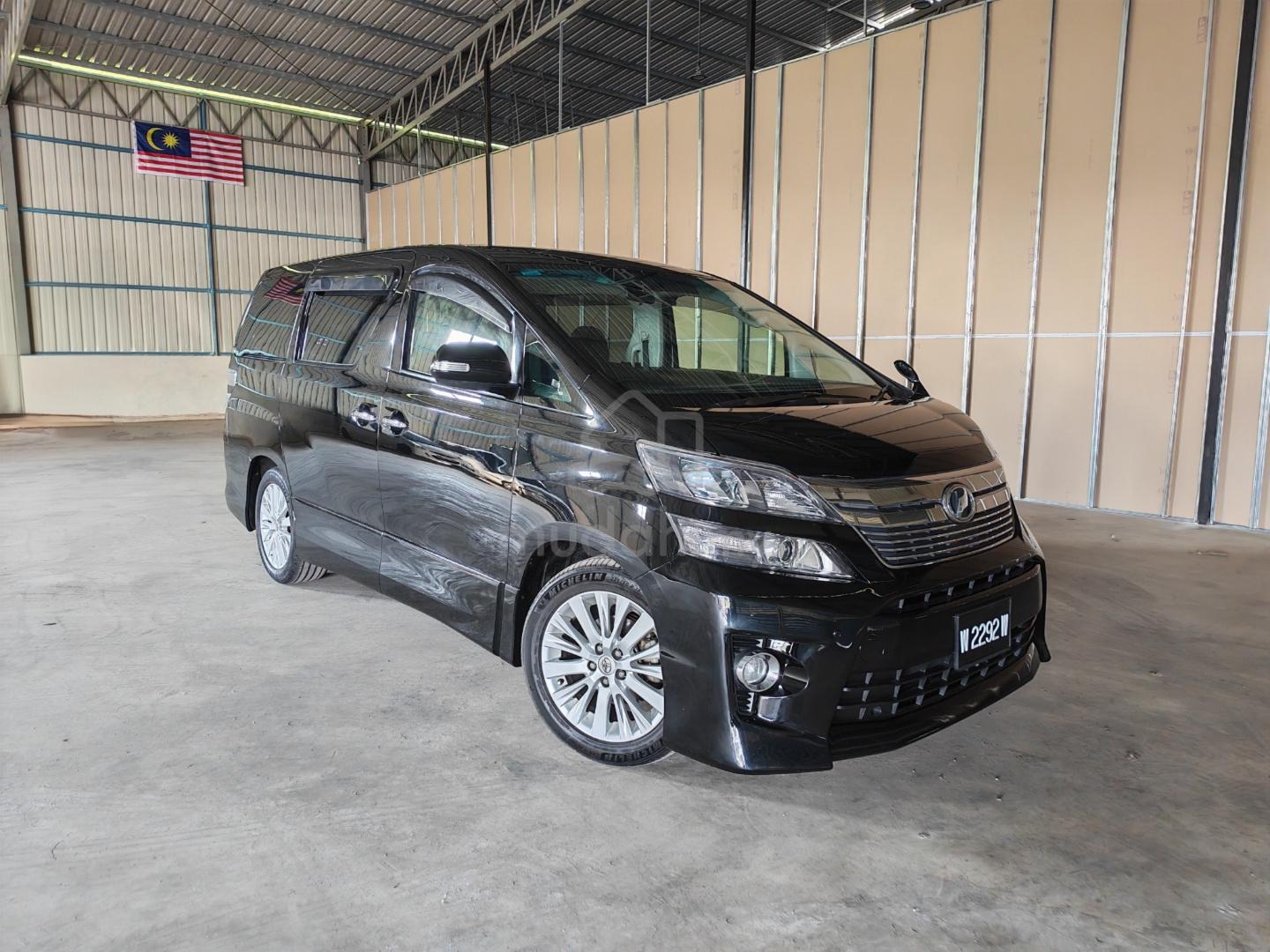 2012 Toyota Vellfire