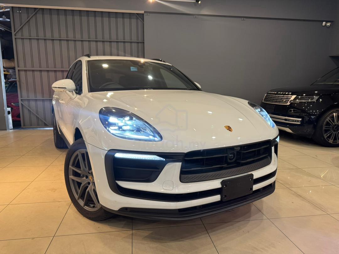 2022 Porsche Macan