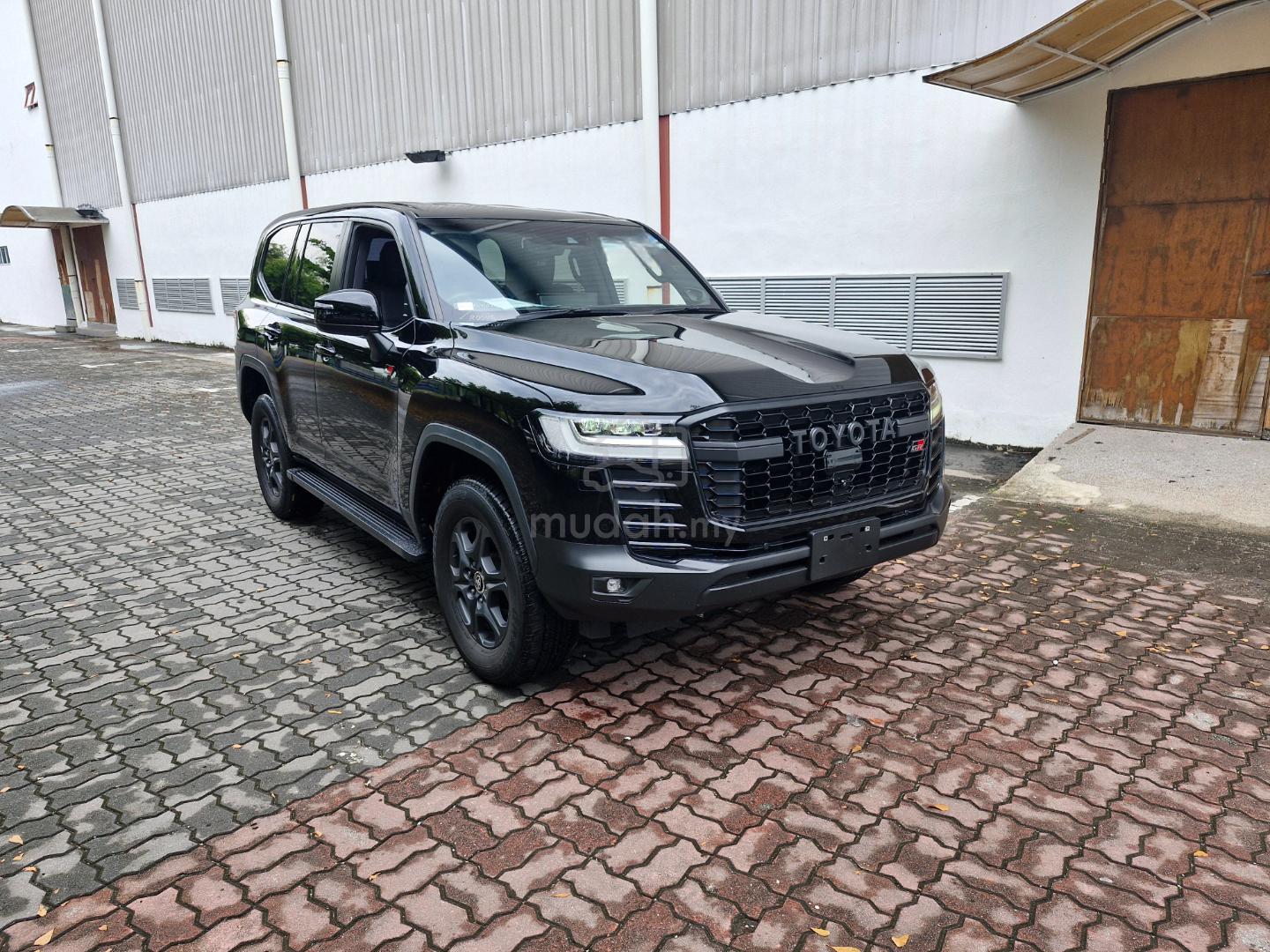 2022 Toyota LANDCRUISER 3.3 GR SPORT (A) Diesel - Cars for