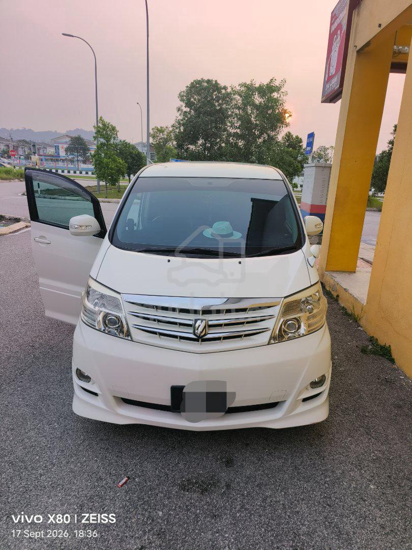 2005 Toyota Alphard