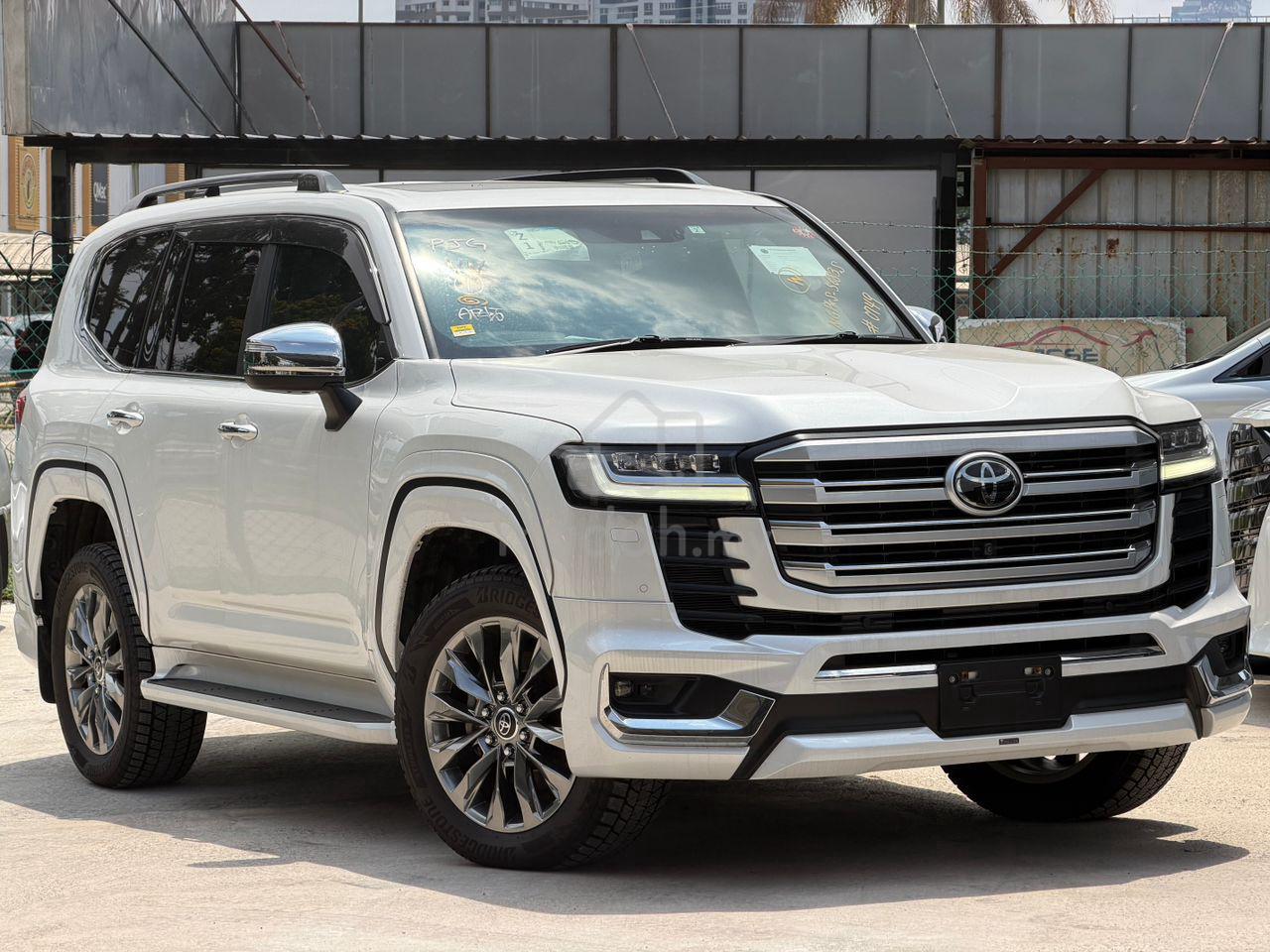 2023 Toyota Land Cruiser