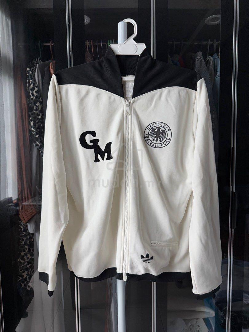 der bomber adidas jacket