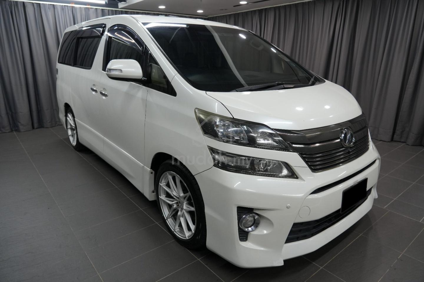 2013 Toyota Vellfire