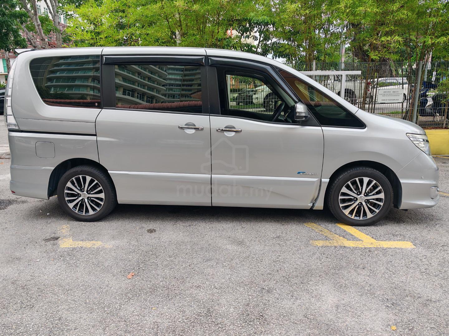 2017 Nissan Serena