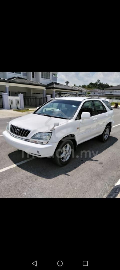 1999 Toyota Harrier