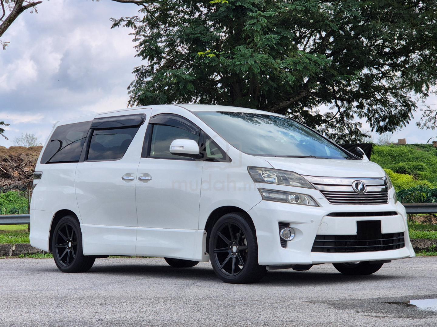 2012 Toyota Vellfire