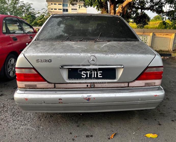 Mercedes-Benz S-Class