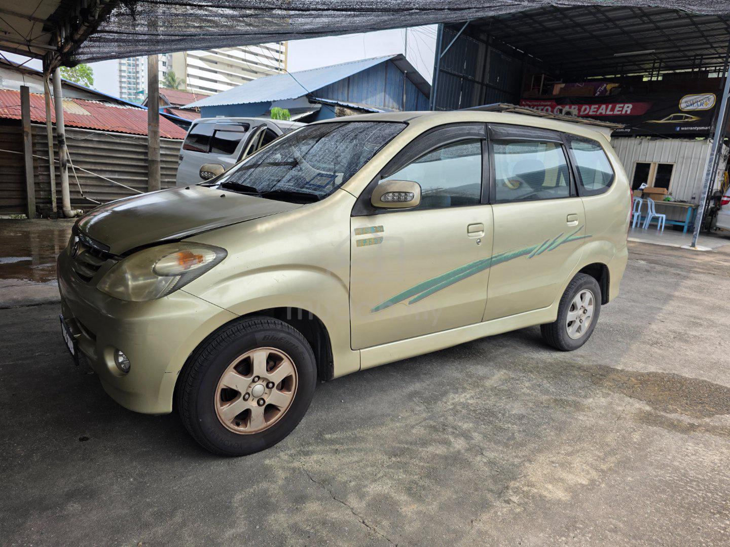 2005 Toyota Alphard