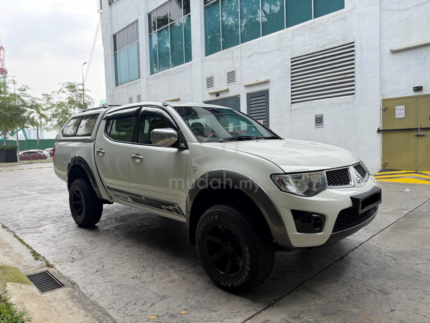 2012 Mitsubishi Triton