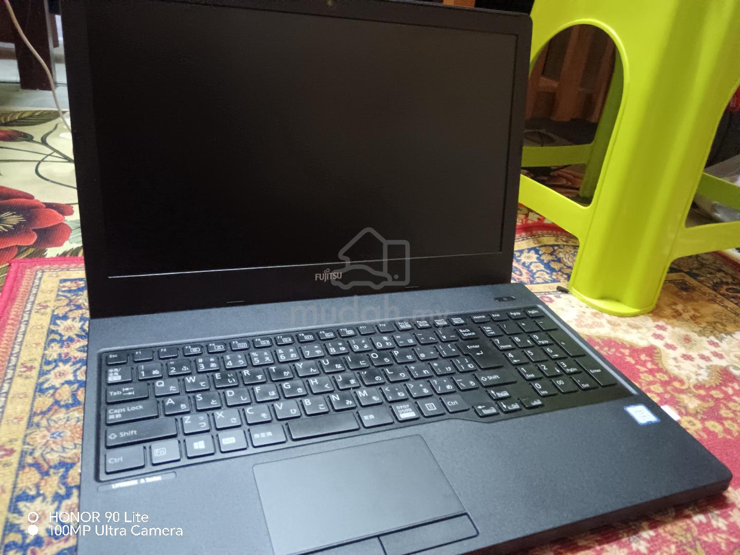 laptop fujitsu lifebook a359 8/256gb i3 8130u - Computers