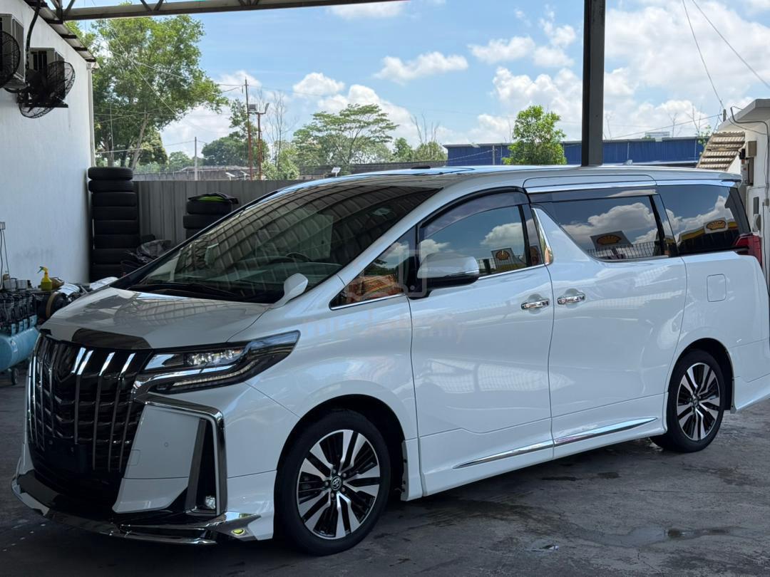 2023 Toyota Alphard