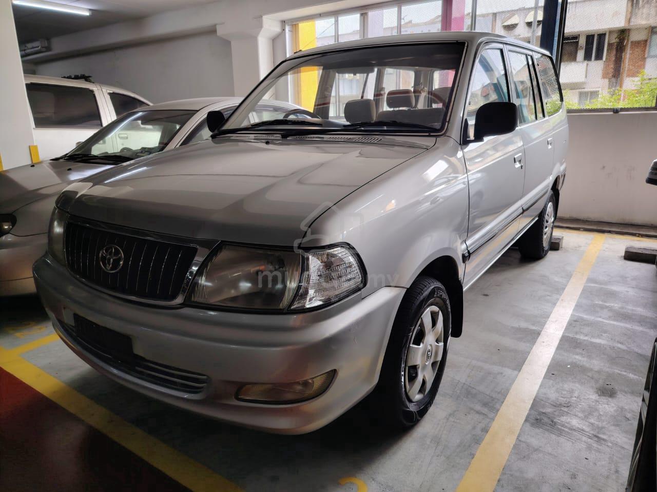 2004 Toyota Land Cruiser